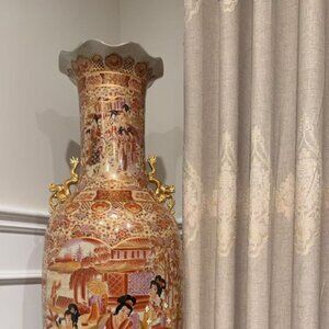 Jingdezhen Elegant Ceramic Chinese Vase